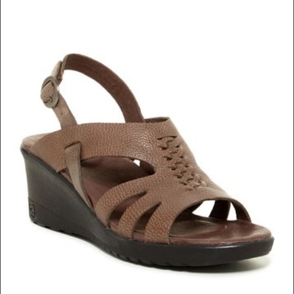 keen wedge sandals